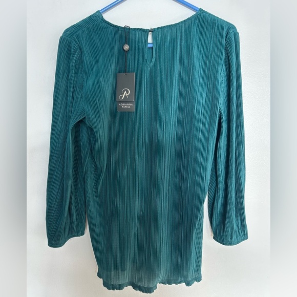 NWT Adrianna Papell Pleated Top Women’s  evening blue/green top. Size Medium - Picture 2 of 9